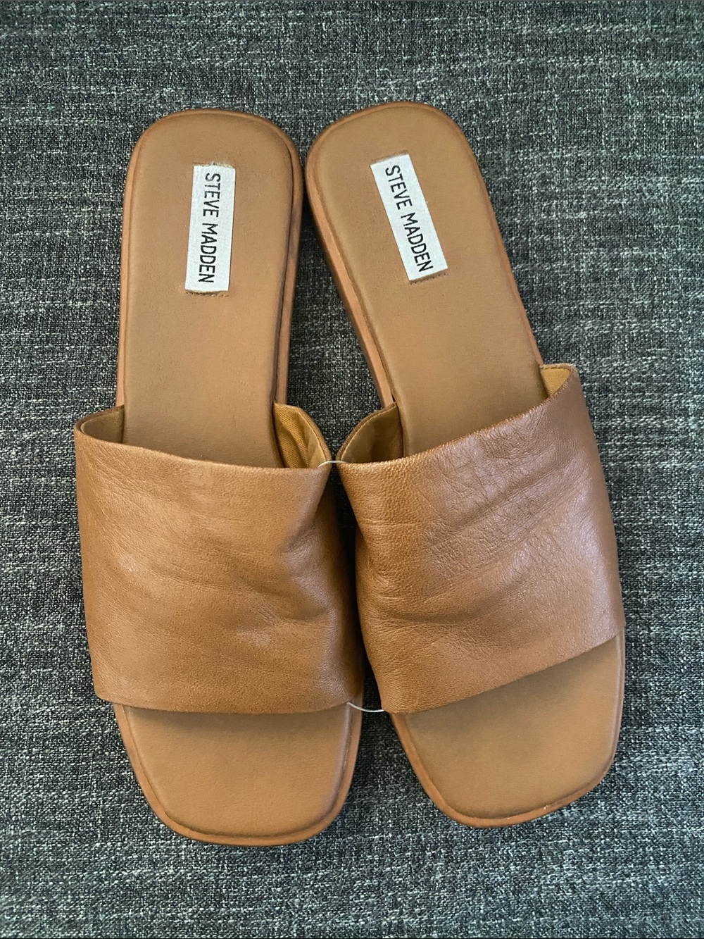 Steve Madden Holmes Cognac Wide-Band Slide Sandals Soft Leather 11